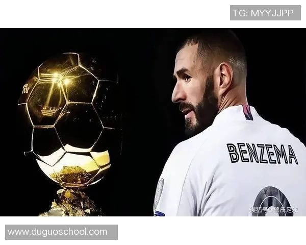 本泽马足球简笔画教程 轻松描绘这位法国球星的经典姿势