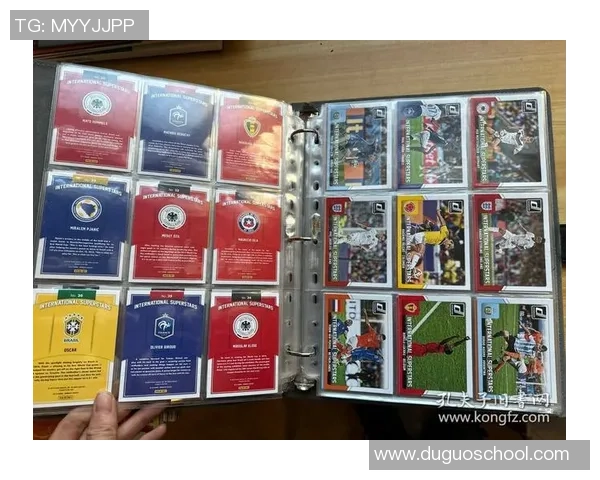 足球球星卡与游戏卡的区别解析及收藏价值对比 足球球星卡与游戏卡的区别解析及收藏价值对比