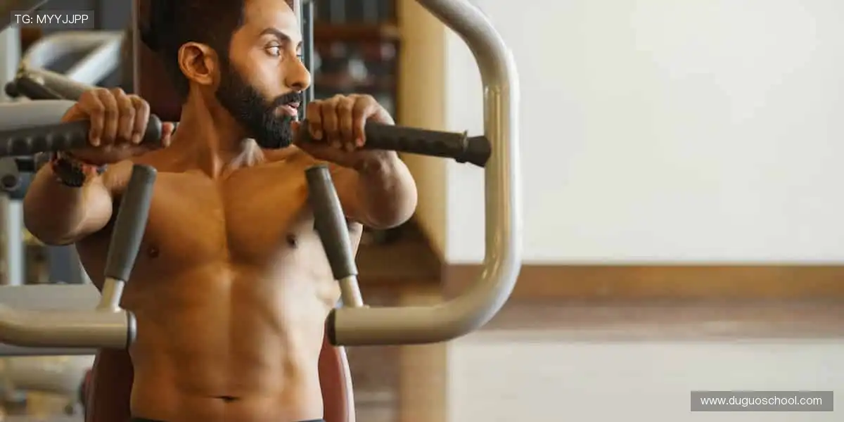 🎧赛事解说，声临其境！大咖解读，深度解析比赛战术🎙️